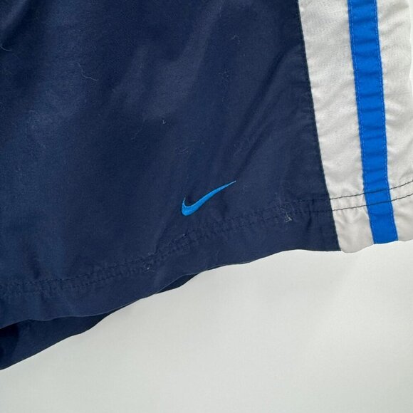 Nike Navy Blue & Gray Swim Trunks Mens Size L With Mesh Lining - Picture 2 of 6